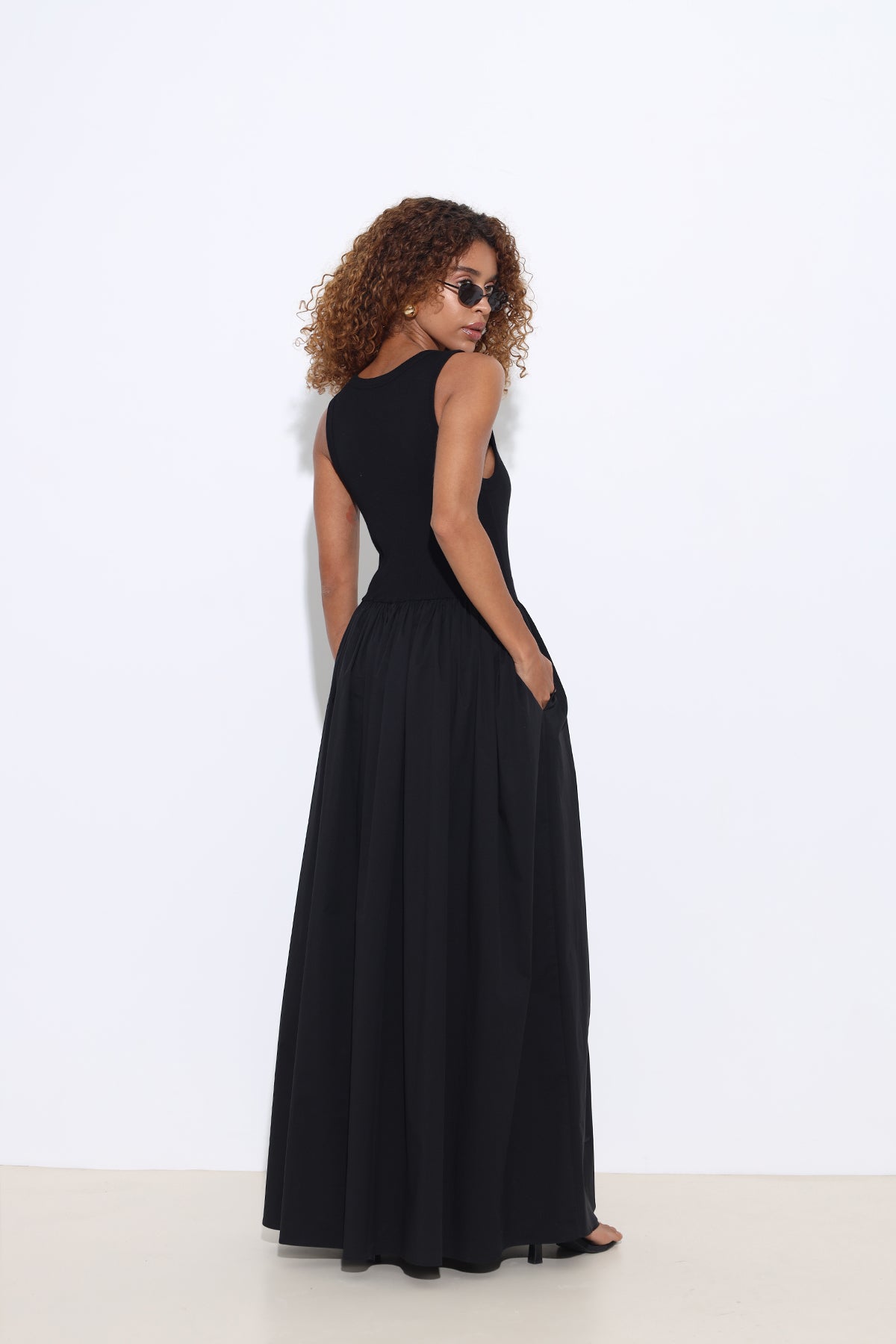 Noira Maxi Poplin Black Dress