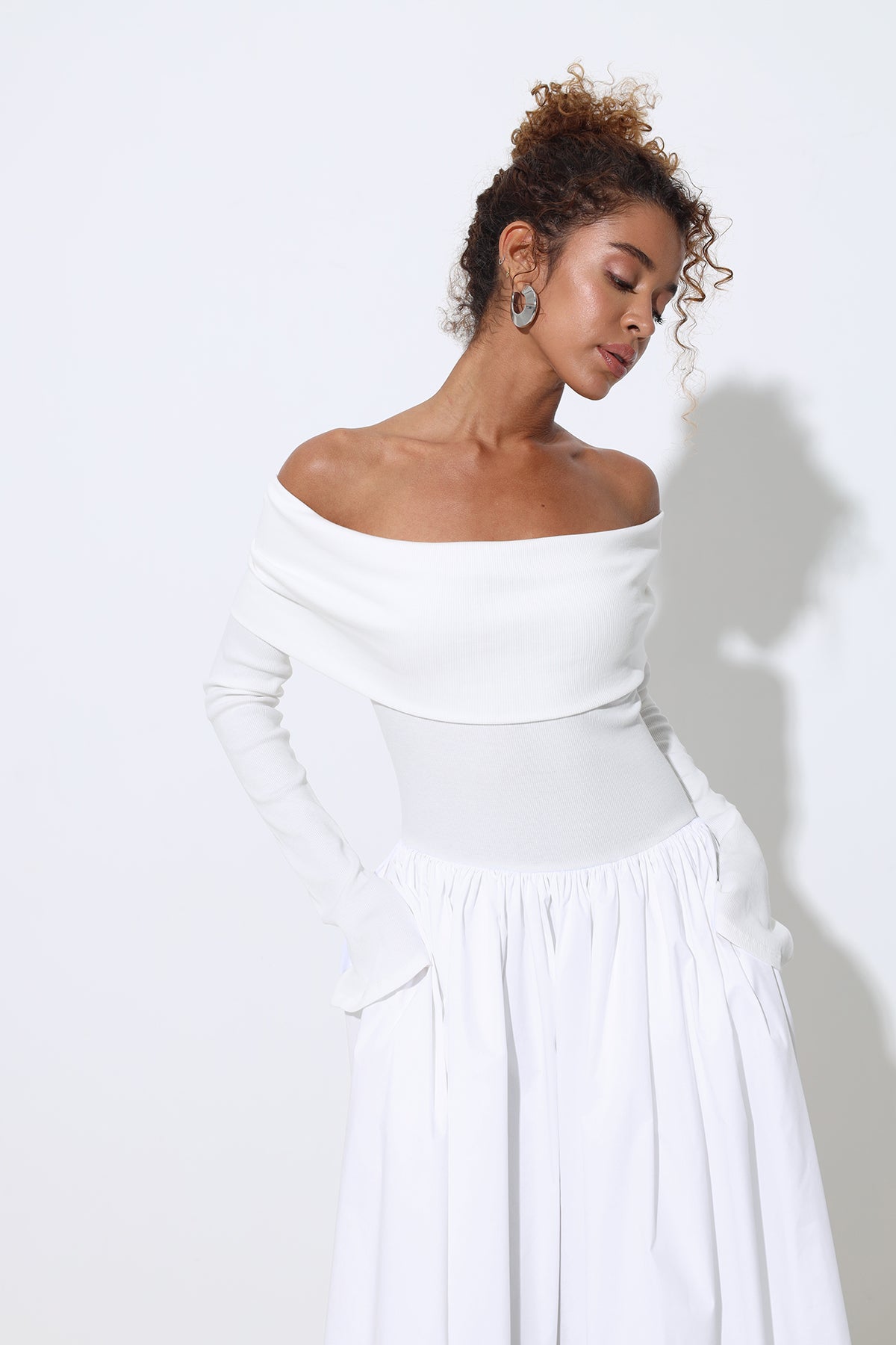 Aurena Long Sleeve Maxi White Dress