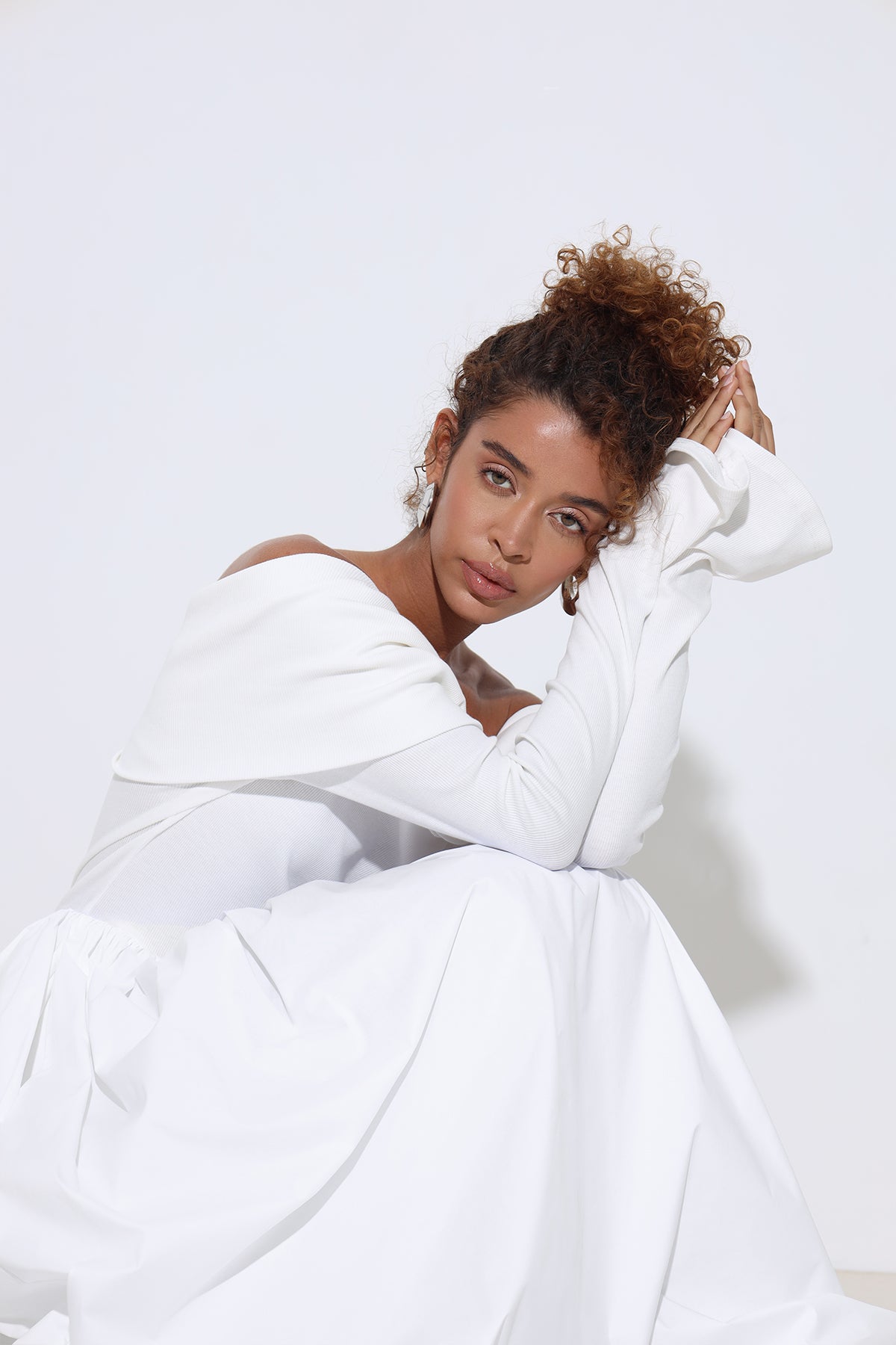 Aurena Long Sleeve Maxi White Dress