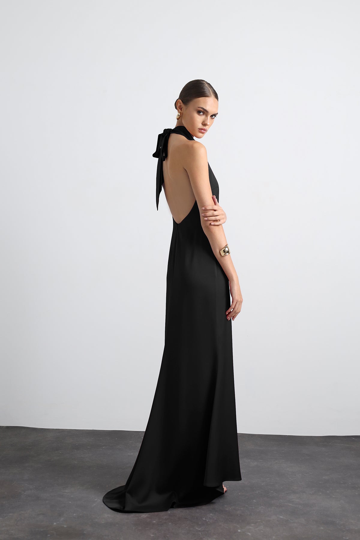 Halley Halter Neck Black Maxi Satin Dress Mozto Halley Halter Neck Black Maxi Satin Dress Mozto