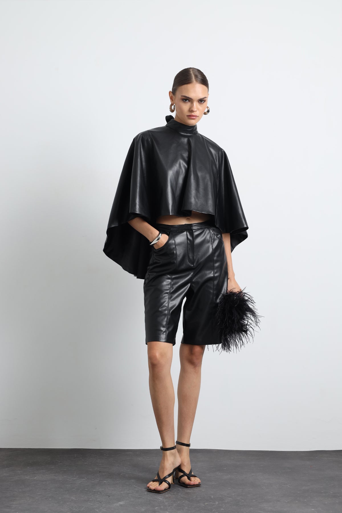 Veira Vegan Leather Poncho – Mozto