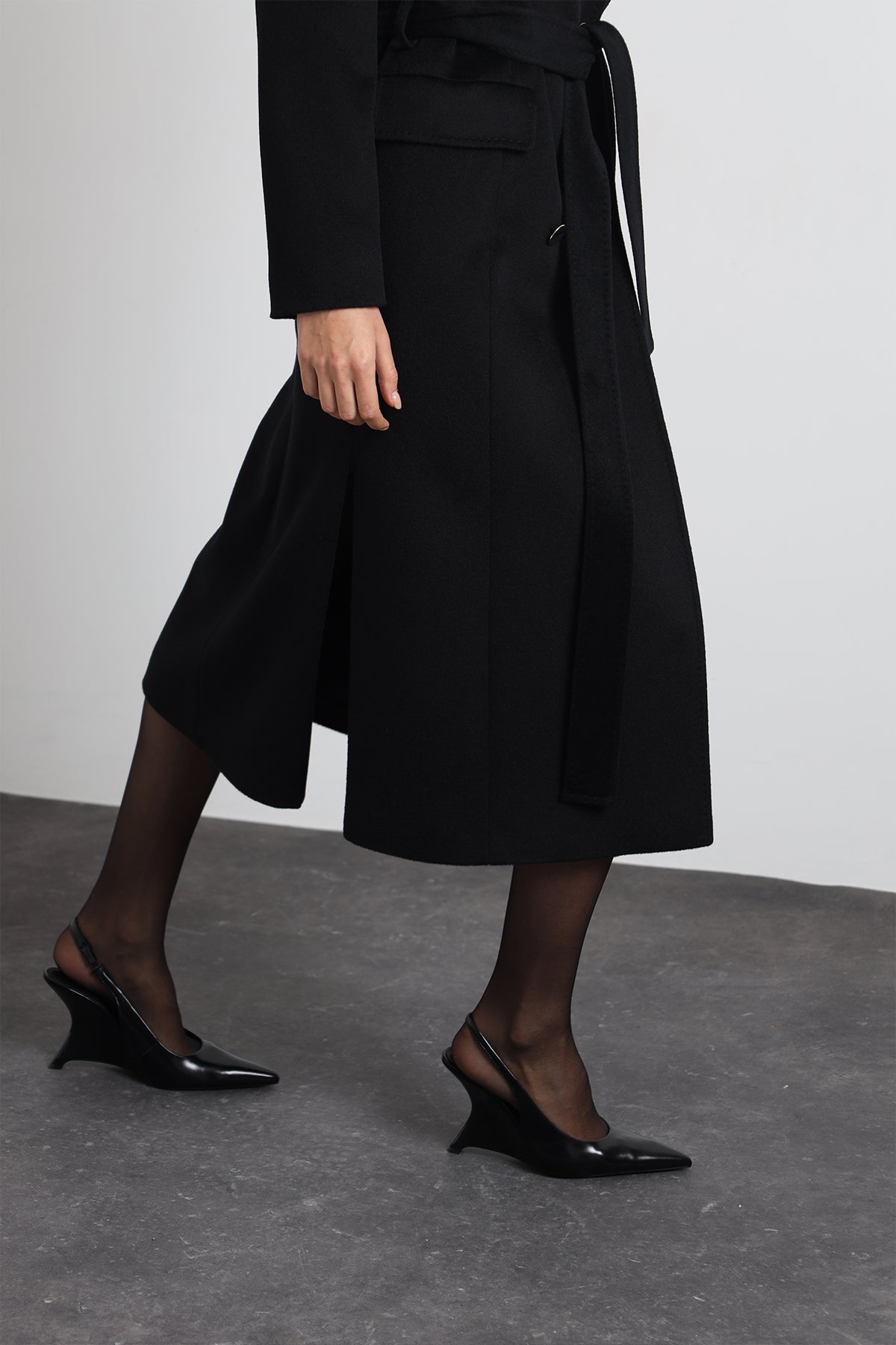 Moxe 100% Virgin Wool Black Coat