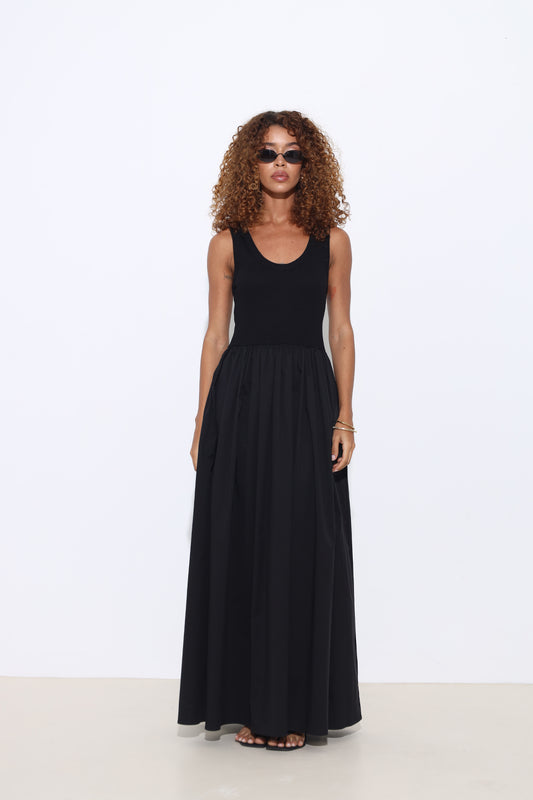 Noira Maxi Poplin Black Dress