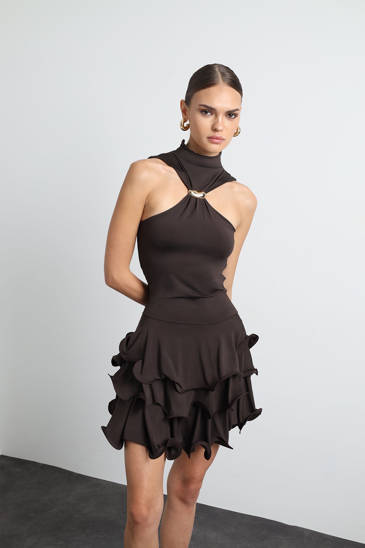 Amoura Halter Yaka Mini Kahverengi Elbise