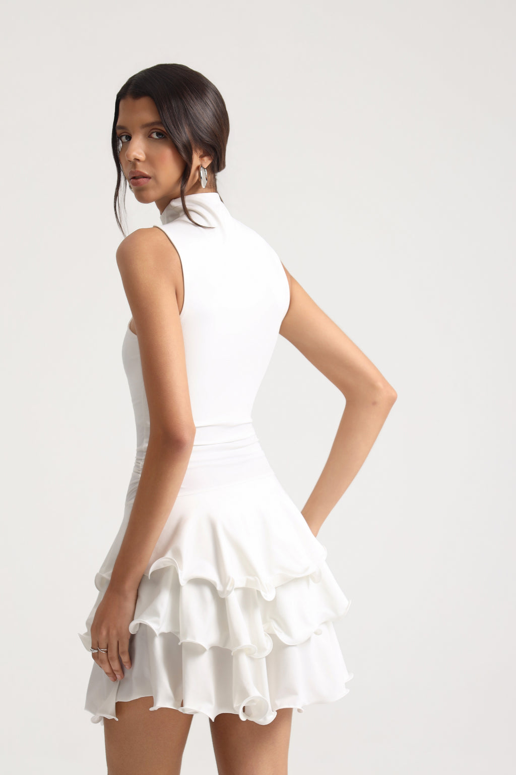 Amoura Halter Yaka Mini Beyaz Elbise