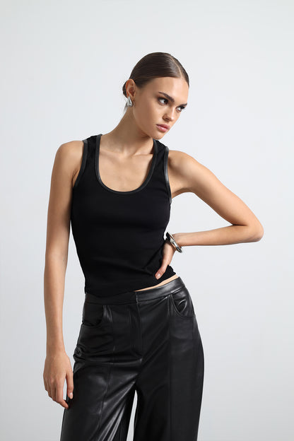 Ardene Deri Detaylı Atlet