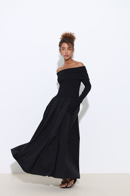 Aurena Long Sleeve Maxi Black Dress
