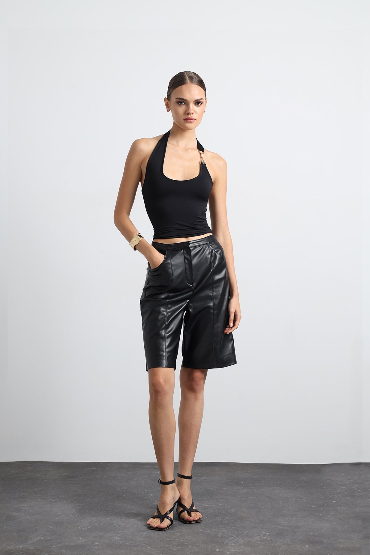 Loreva Halter Neck Top