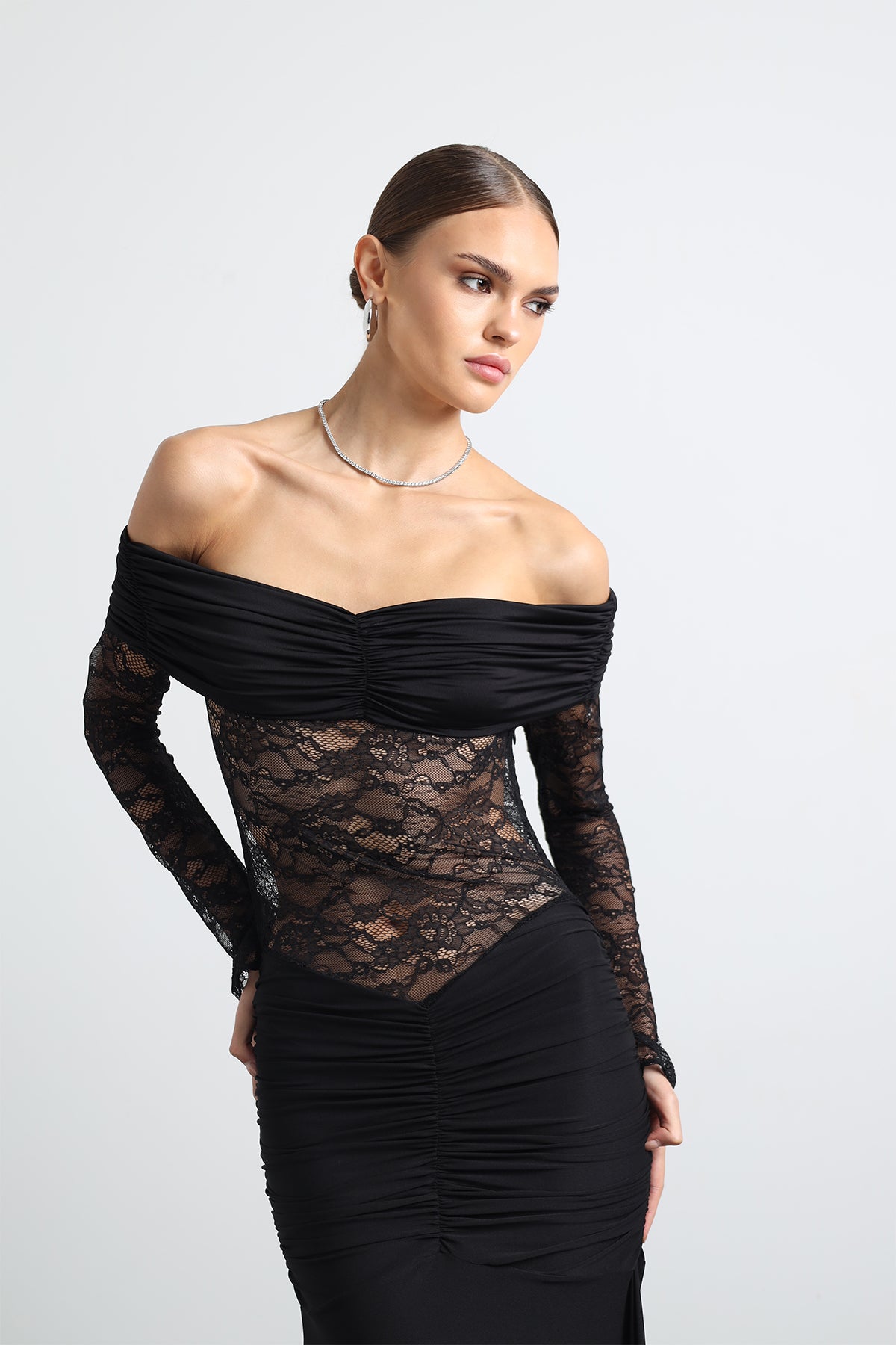 Marne Lace Maxi Black Dress