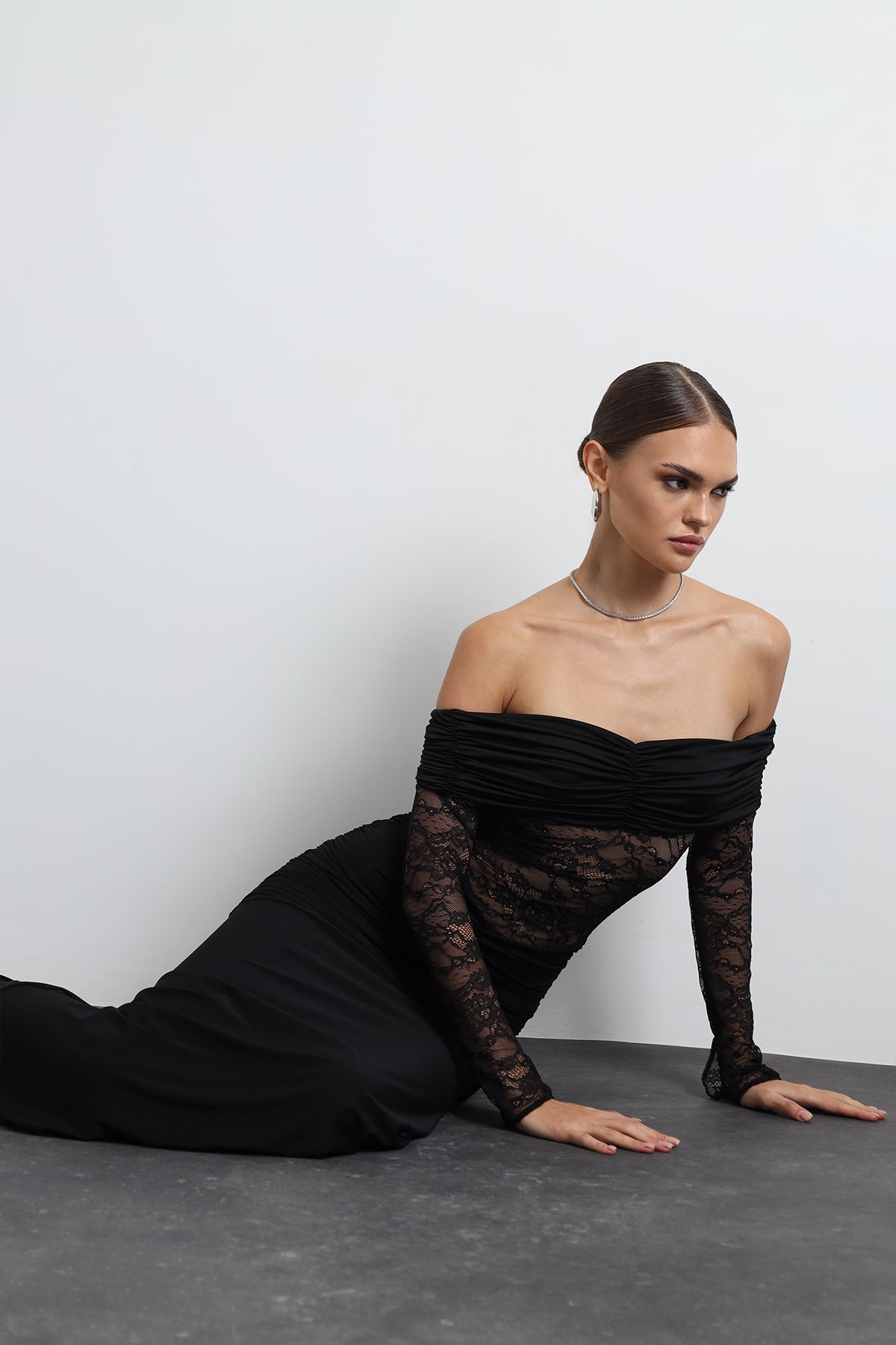 Marne Lace Maxi Black Dress
