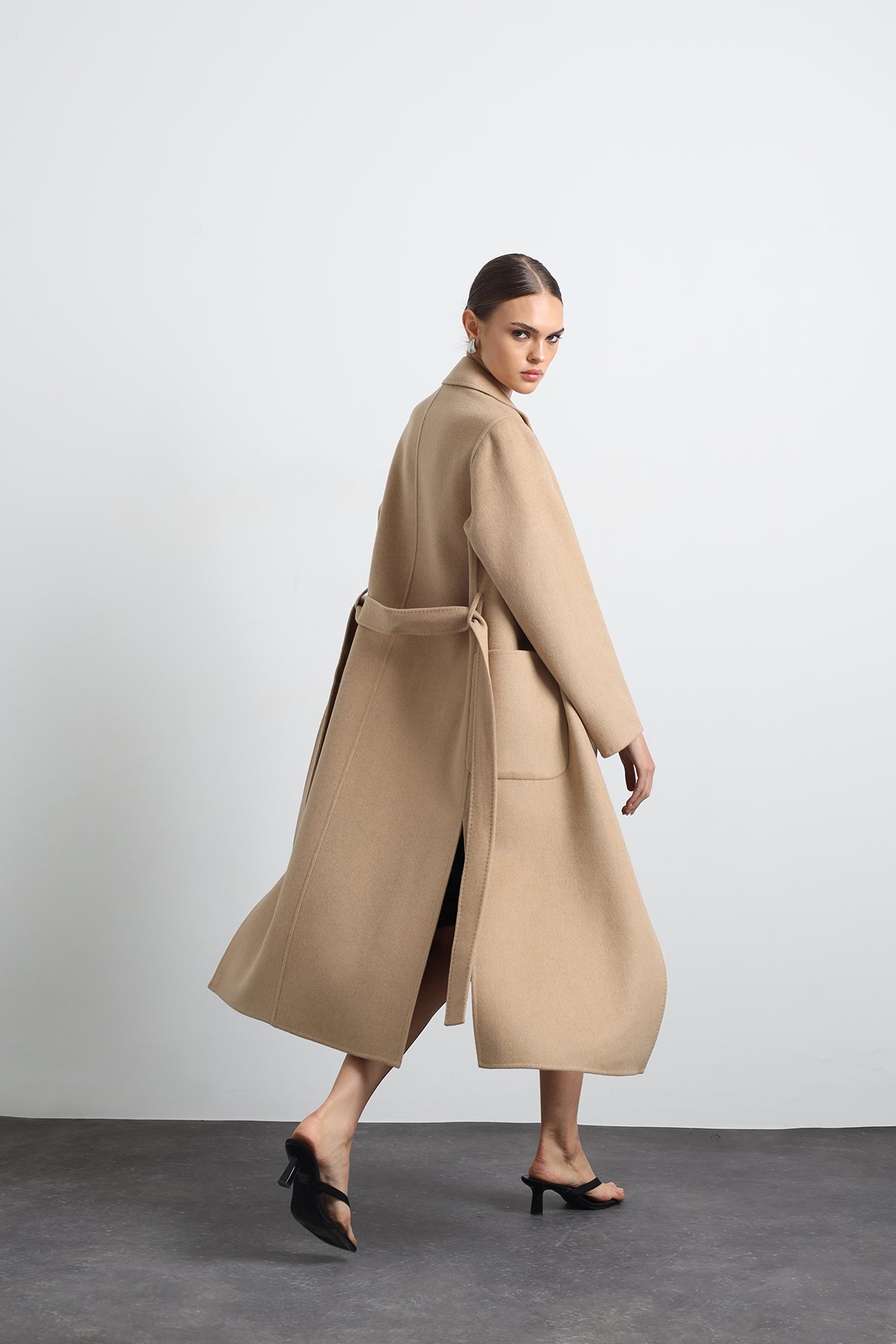 Moxe 100% Virgin Wool Camel Coat