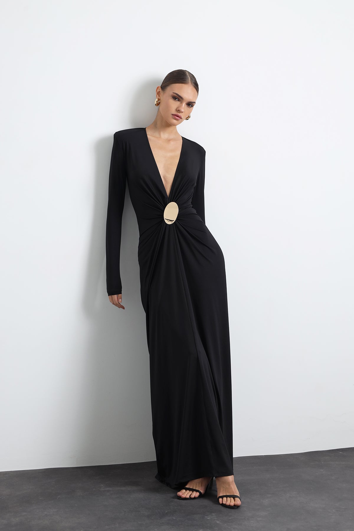 Sayora Long Sleeve Maxi Black Dress