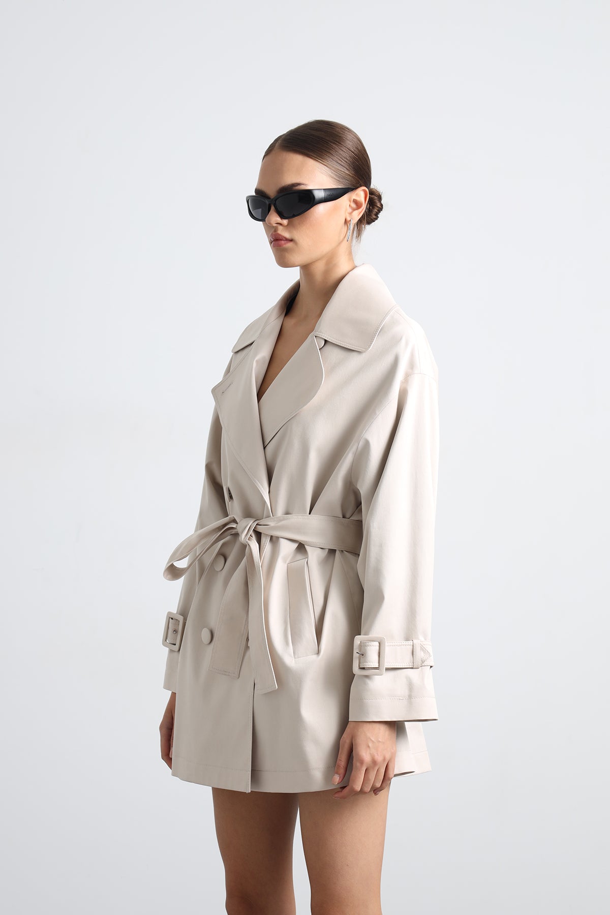 Serave Mini Beige Trench Coat