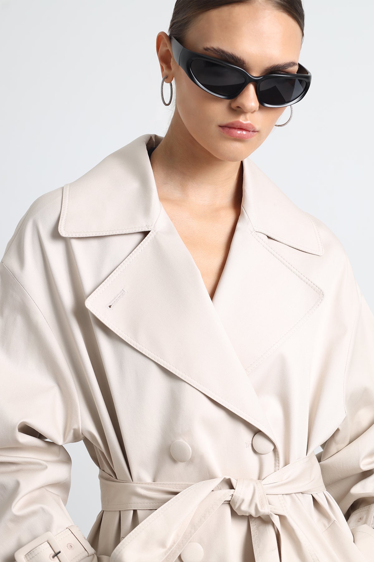 Serave Mini Beige Trench Coat