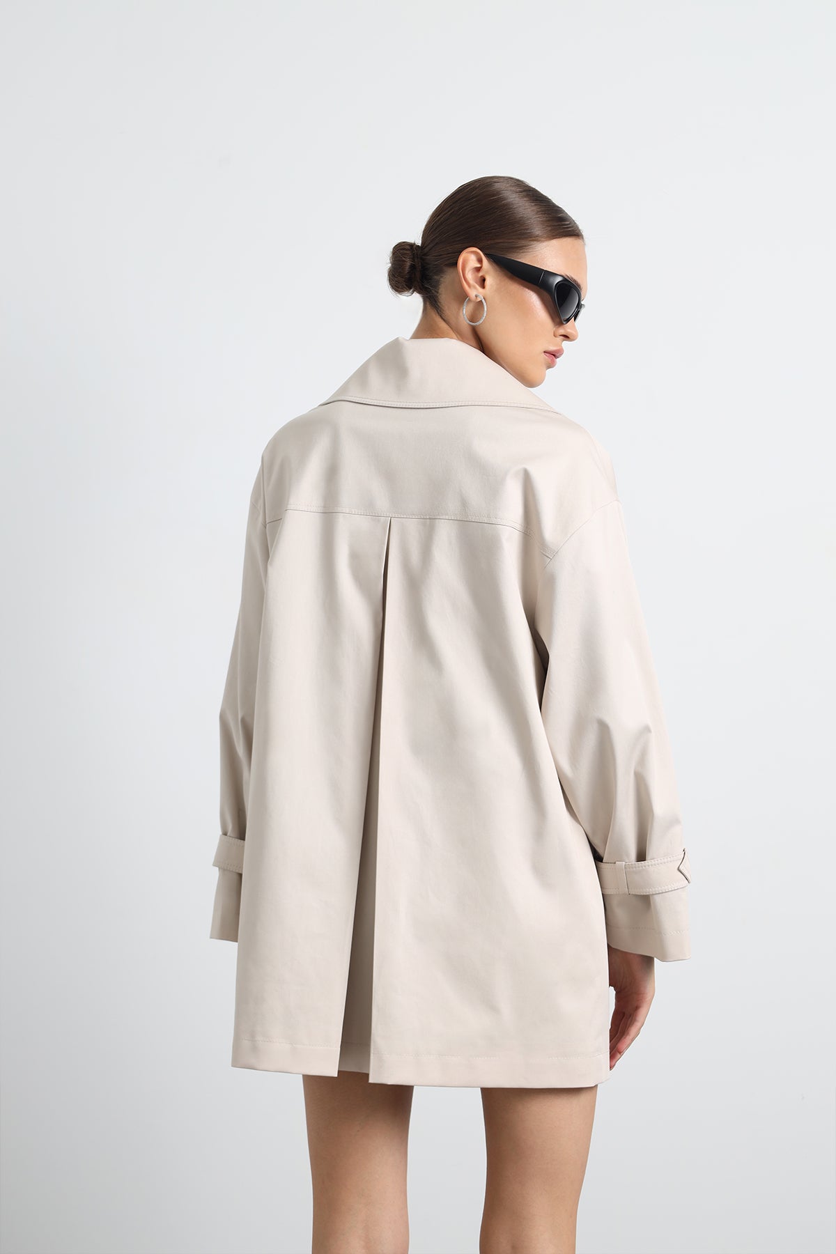 Serave Mini Beige Trench Coat